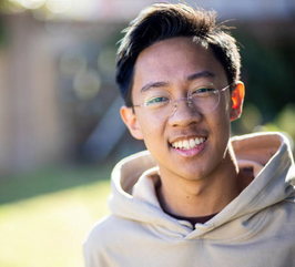 "Multi-Strain has given me confidence in my digestion. I no longer worry about bloating or discomfort, and I feel great!"